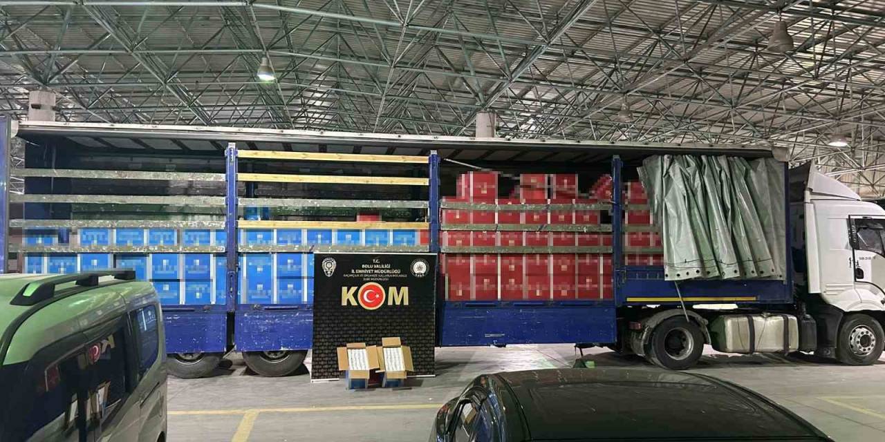 Bolu’da Bir Tır Dolusu Sahte Bandrollü Boş Makaron Ele Geçirildi