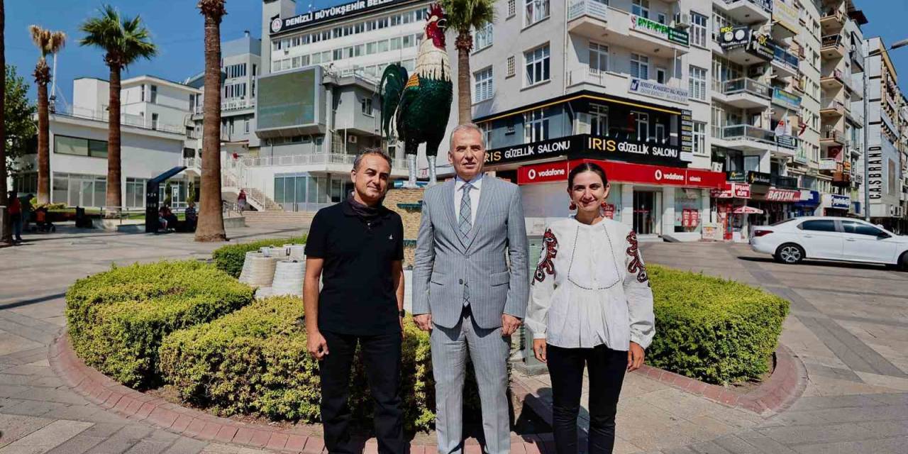 Denizli’nin Simgesi Cam Horoz 10 Yaşında