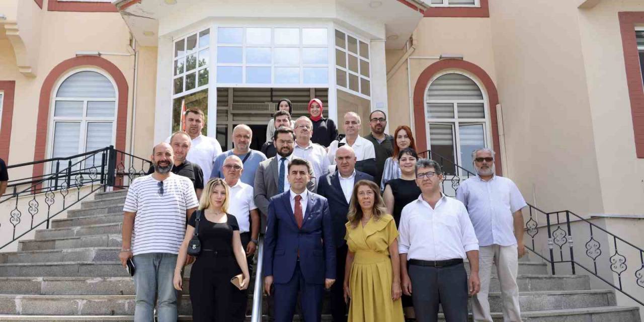 Vali Şefik Aygöl Basın Mensuplarıyla Bir Araya Geldi