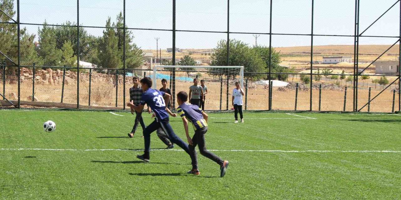 Gençlere 21 Semt Sahası Kazandırıldı