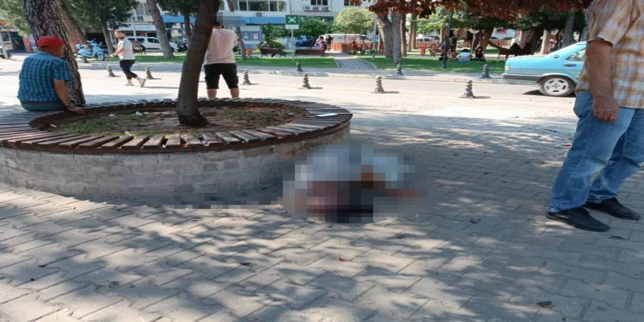 Son Sigarasını Yakamadan Hayatını Kaybetti