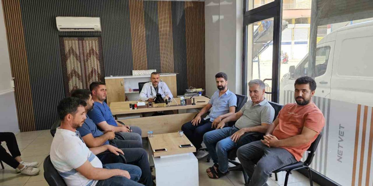 Adıyaman’da Veteriner Hekimler Şiddet Olaylarını Protesto Etti