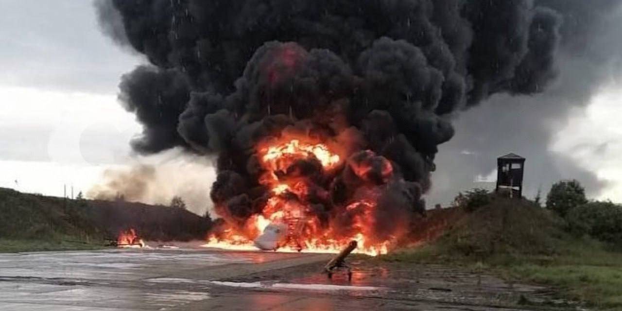 Ukrayna, Rus Bombardıman Uçağını Vurdu