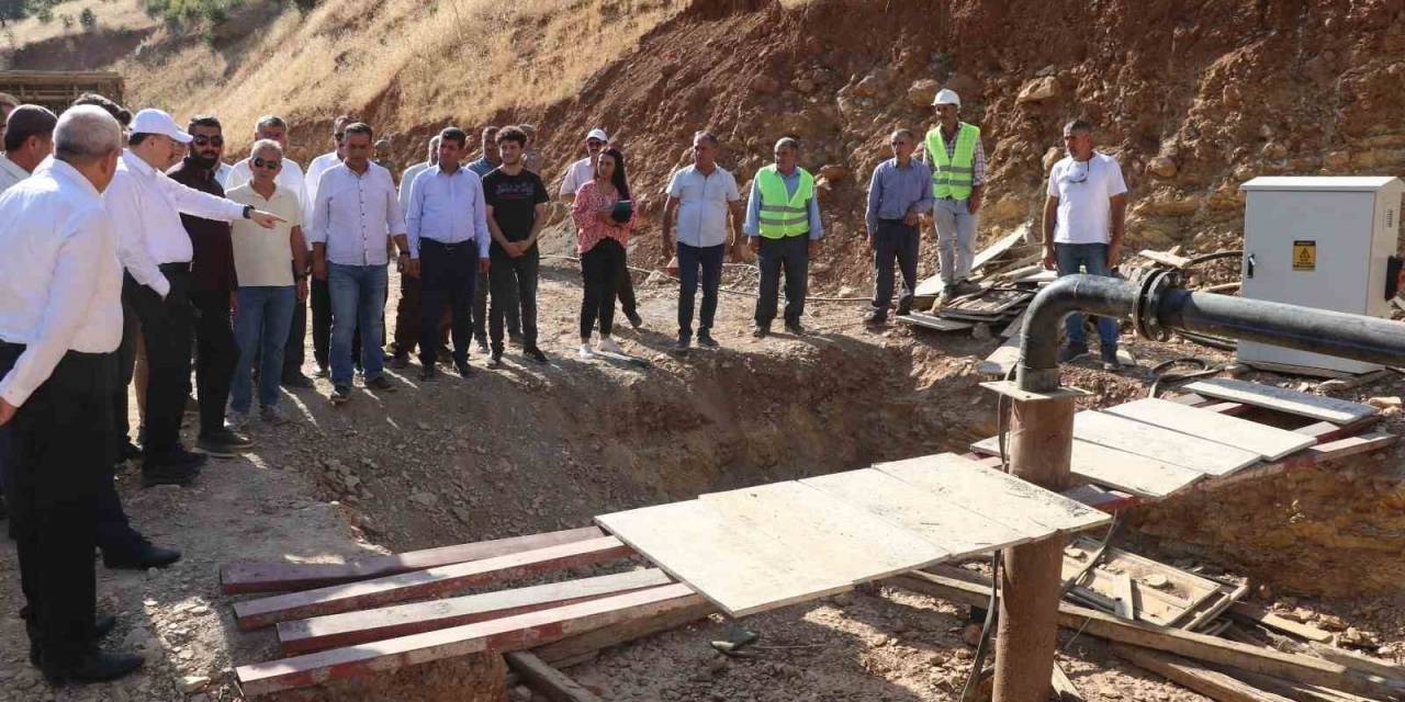 Vali Kızılkaya Hesko Kaptajı İçmesuyu Ana Kaynağında İncelemelerde Bulundu