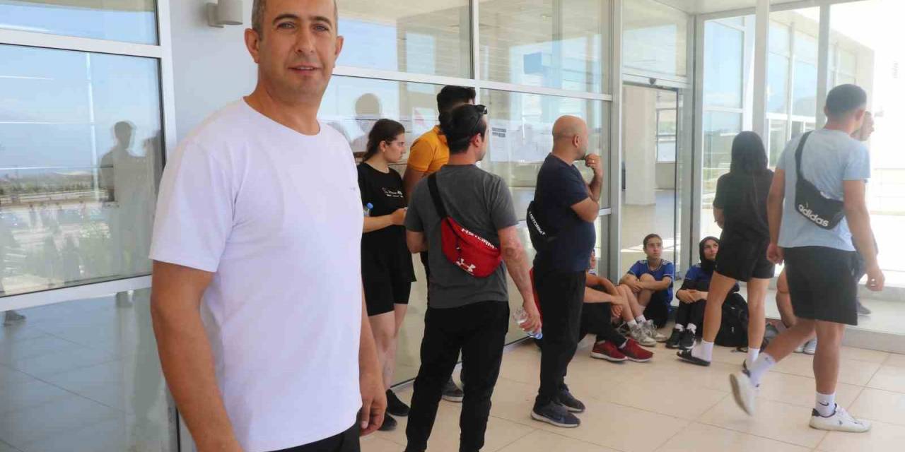 Erzincan Raket Sporlarının Başkenti Olacak