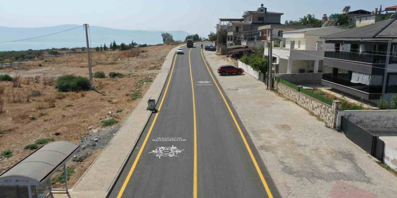 Denizköy Mahallesi Sıcak Asfalta Kavuştu, Cadde Araç Trafiğine Açıldı
