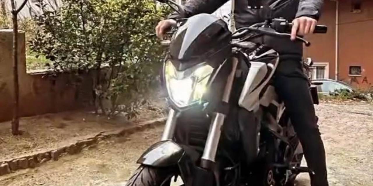 Fatih’te Taksi İle Motosiklet Çarpıştı: 1 Ölü