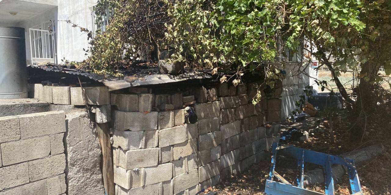 Odunluk Yangını Korkuttu