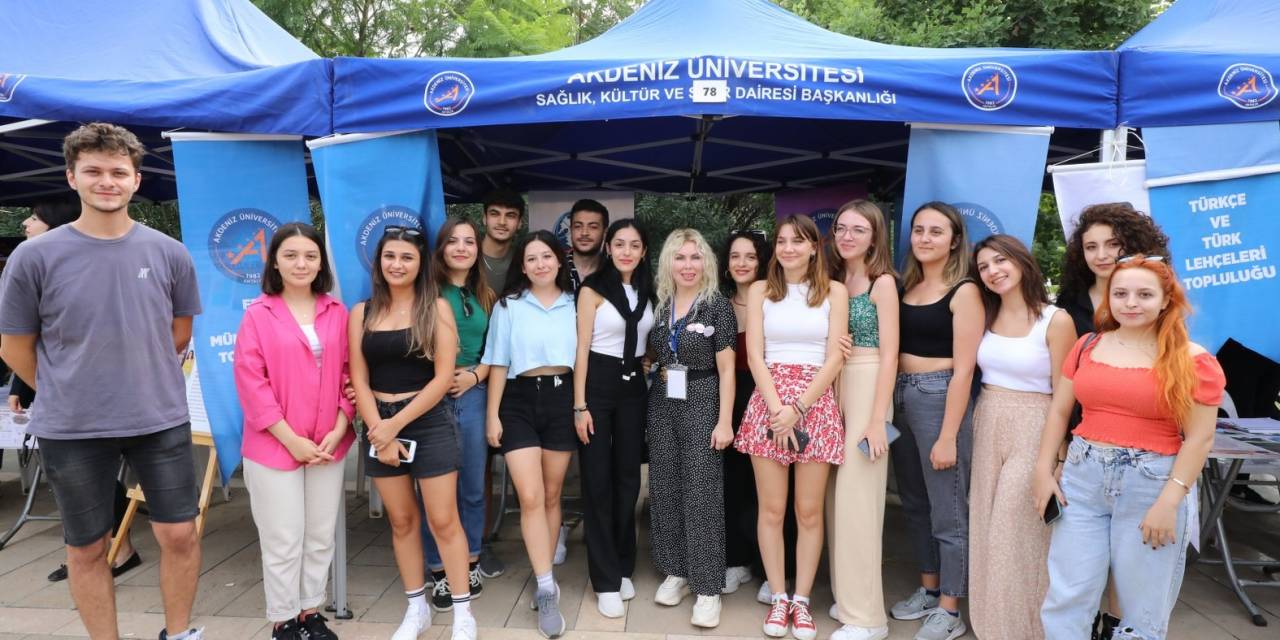 Akdeniz Üniversitesi Ailesine 14 Bin Yeni Öğrenci Katıldı