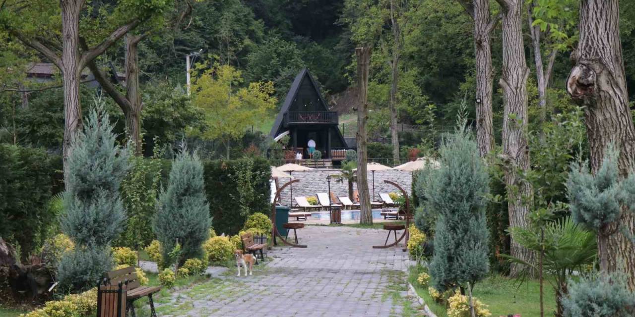 O İlçe Bungalovla Doldu Taştı: Artık Altyapısı Da Kaldırmıyor