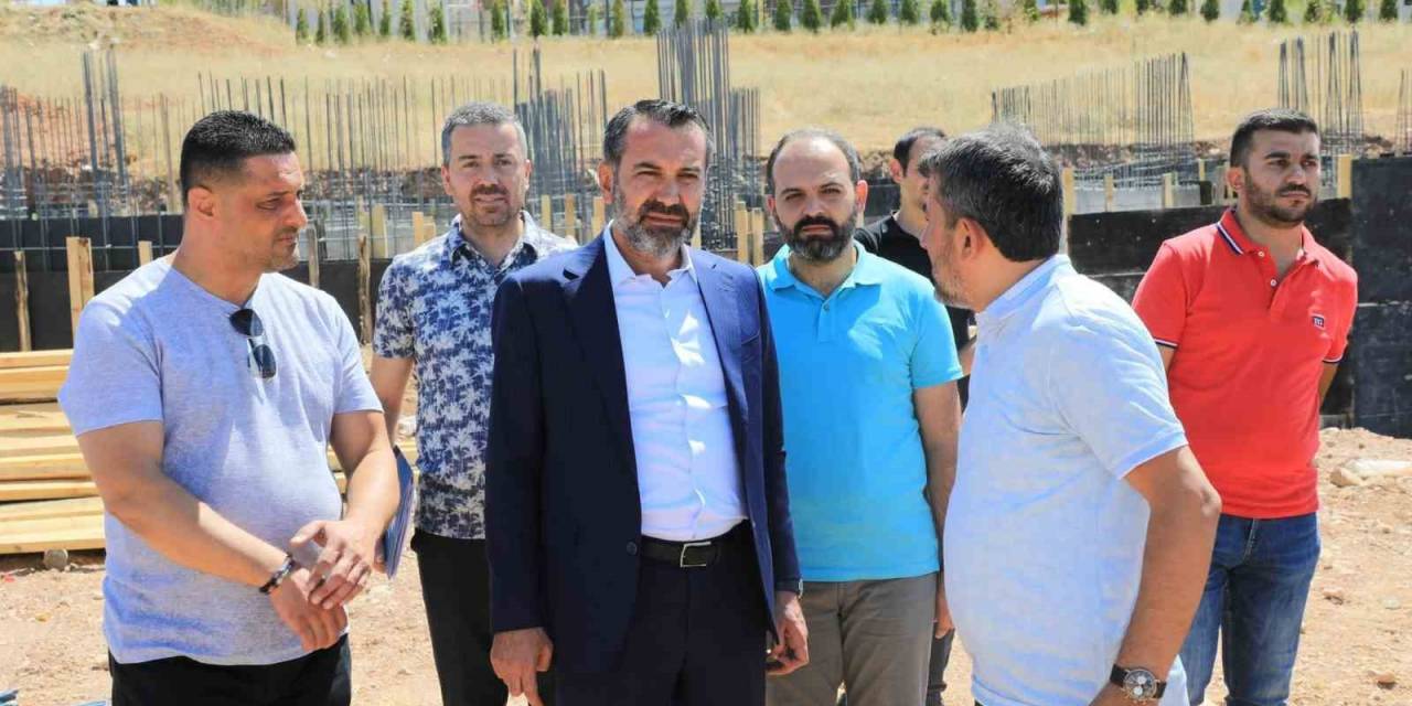 Başkan Şerifoğulları; “İlk Günkü Aşkla Çalışıyor Ve Şehrimizin Her Köşesine Hizmet Götürmeye Devam Ediyoruz”