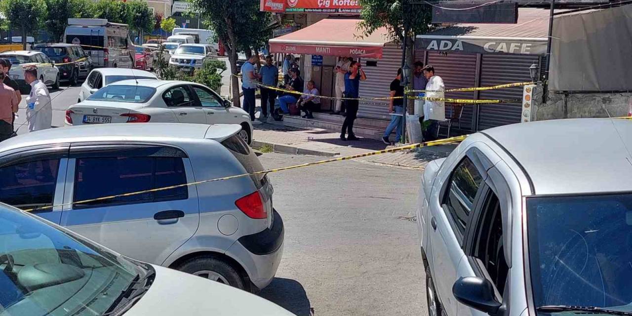 Eski Mhp Eyüpsultan İlçe Başkanı Silahlı Kavgada Hayatını Kaybetti