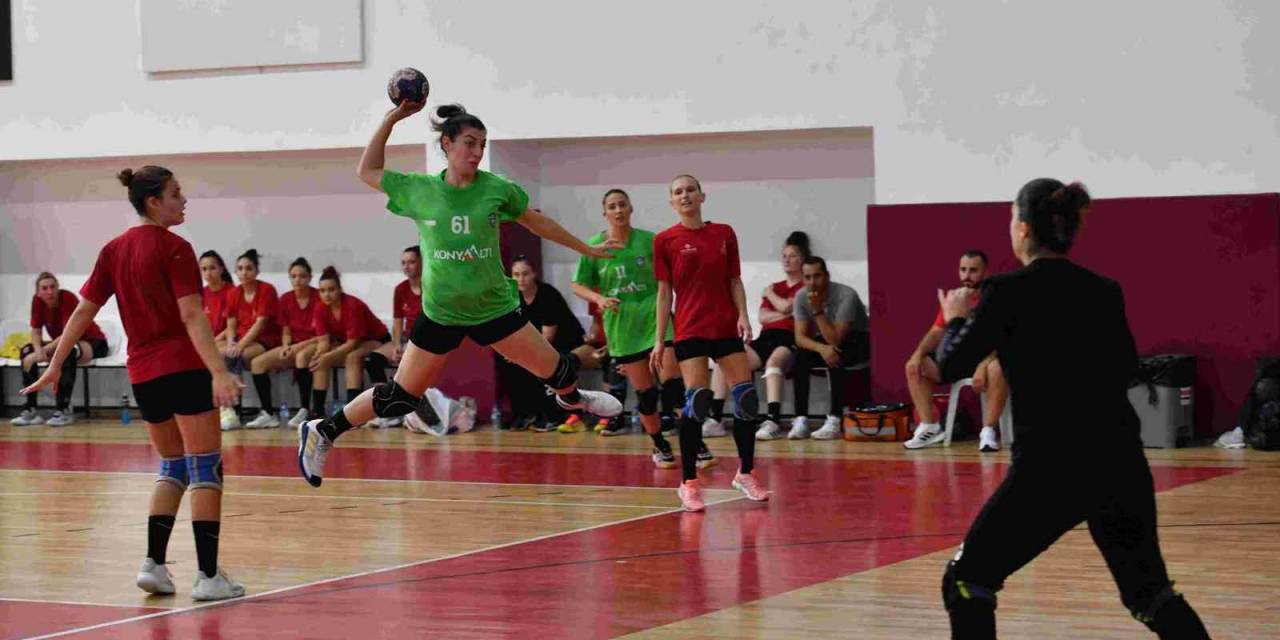 Mavi Kelebekler Hazırlık Maçlarında 5’te 5 Yaptı