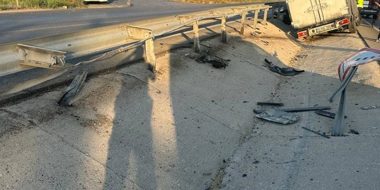Yoldan Çıkan Kamyonet Kaza Yaptı: 1 Ölü