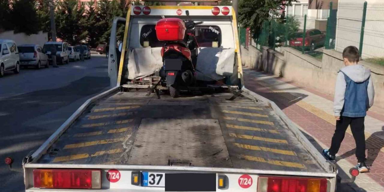 Polis Ekiplerinden Kasksız Motosiklet Kullanıcılarına Sıkı Denetim