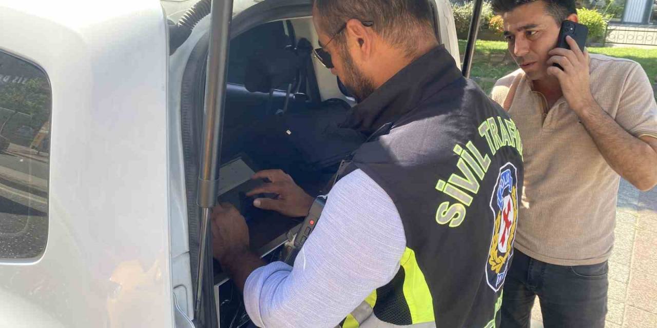 Fatih’te Dron Destekli Yaya Geçidi Denetimi
