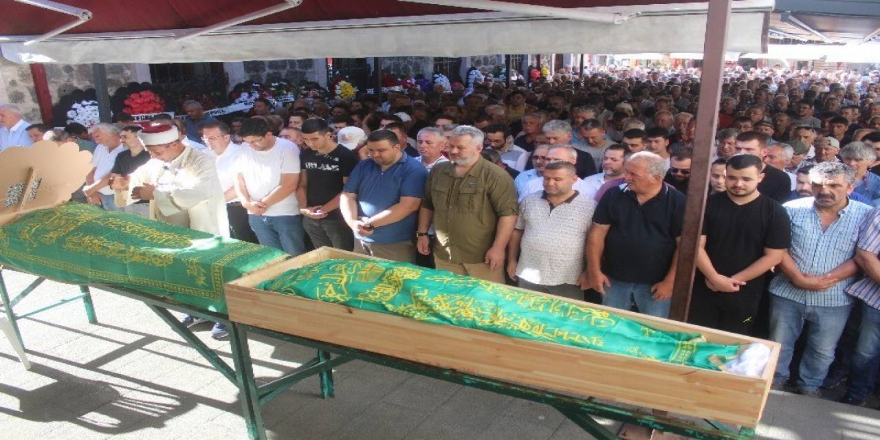 Bağcılar Sosyal Güvenlik Merkezi Müdürü Toprağa Verildi