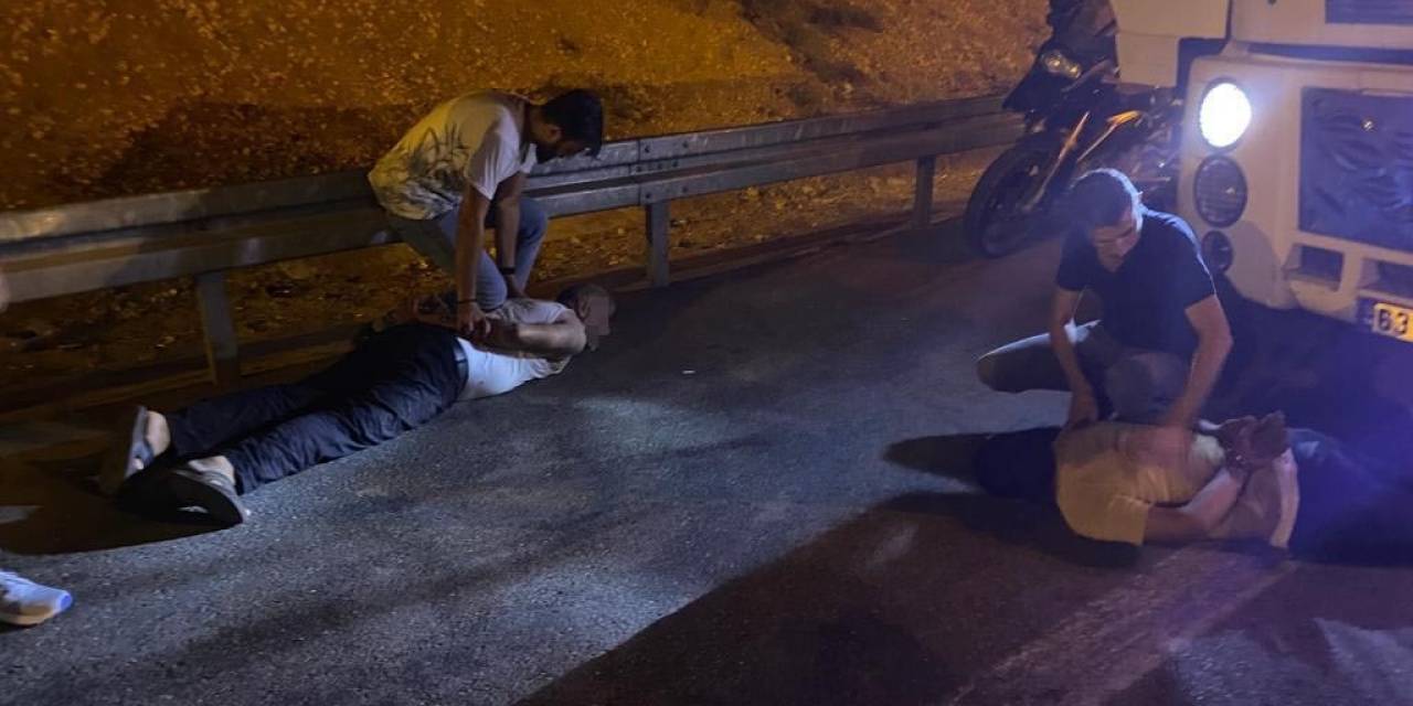 31 Kilo 700 Gram Esrar Ele Geçirildi, 3 Kişi Tutuklandı