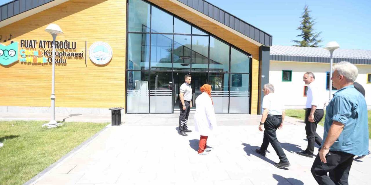Başkan Büyükkılıç’tan Çocuk Kütüphanesi Ve Müzik Okulu’na Ziyaret