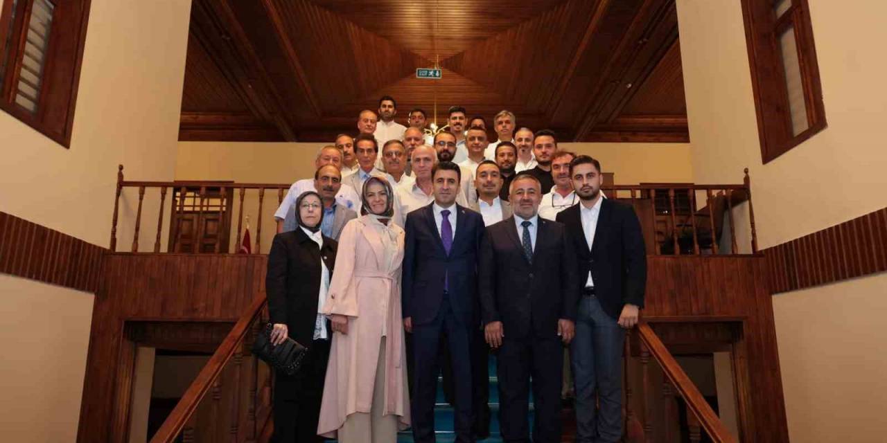 Ak Parti İl Başkanı Yıldırım, Vali Aygöl İle Bir Araya Geldi