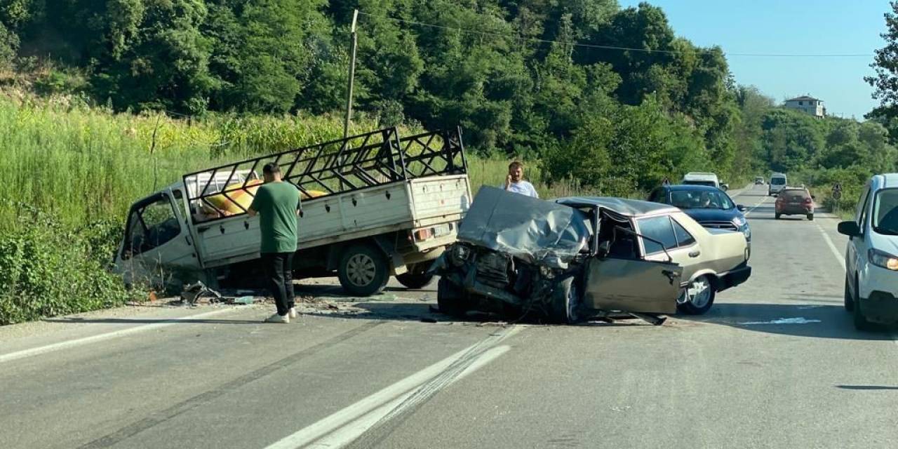 Ordu’da Otomobil İle Kamyonet Çarpıştı: 1 Ölü