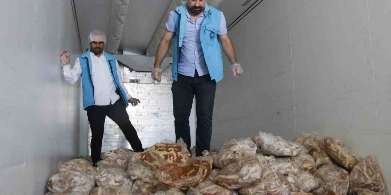 Diyarbakır’da 5 Tona Yakın Faturasız Et Ve Sakatat Ele Geçirildi