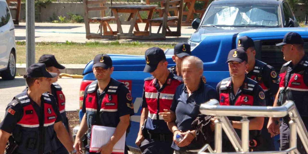 Vahşi Cinayetin Şüphelisi Adliyede