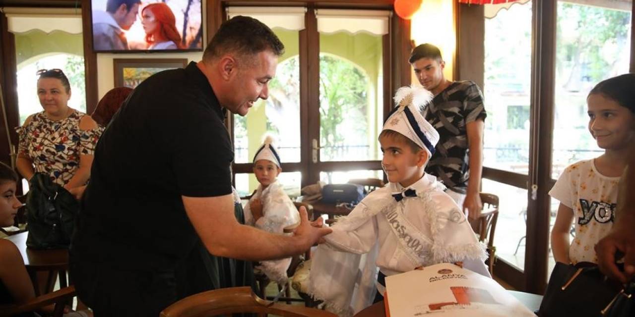 Alanya Belediyesi 500 Çocuğu Sünnet Ettirdi