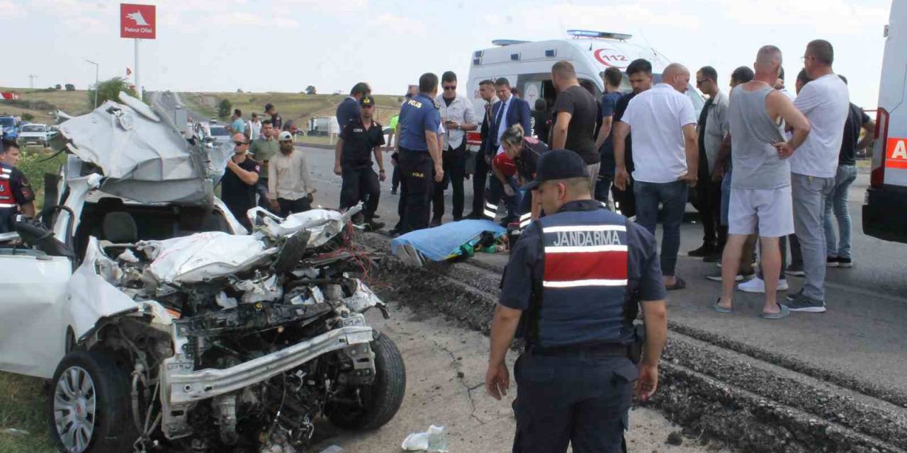 Feci Kazada 27 Yaşındaki Polis Memuru Melike Dilek Hayatını Kaybetti