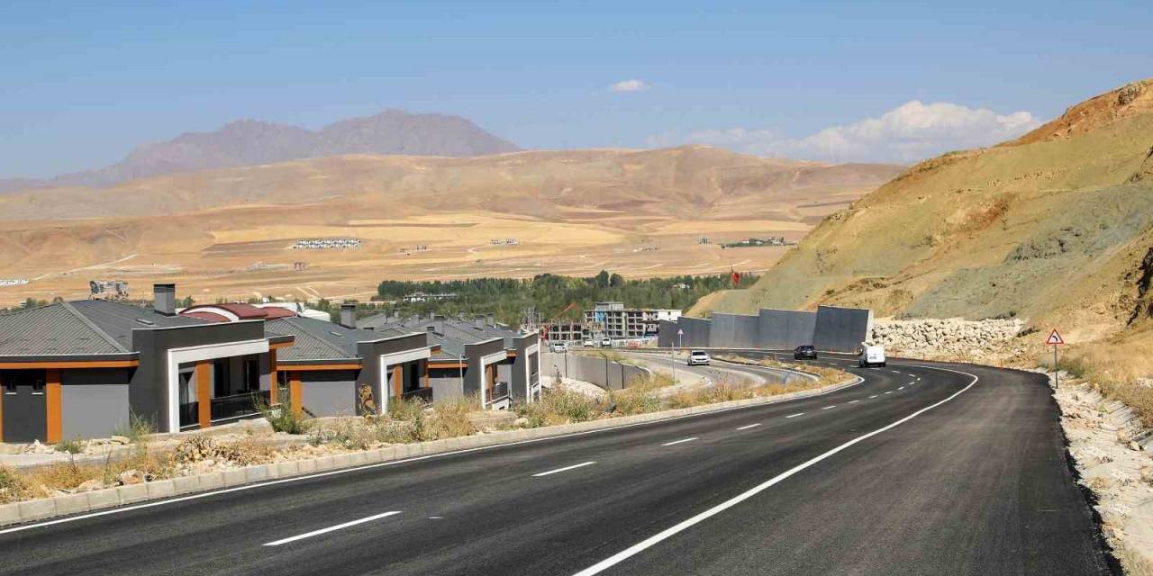 Edremit Toki Yolu Ulaşıma Açıldı