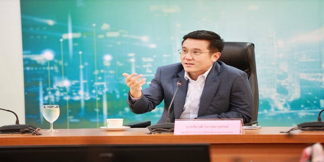 Tayland Hükümetinden Facebook’a Yasaklama Tehdidi