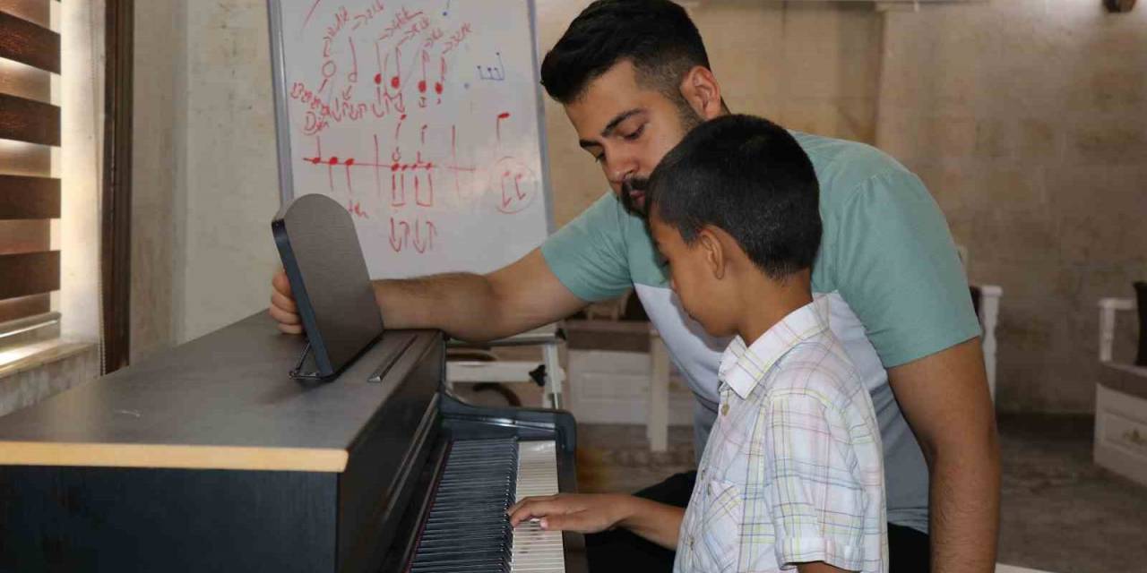 Kültür Ve Sanat Evi Kapılarını Açtı