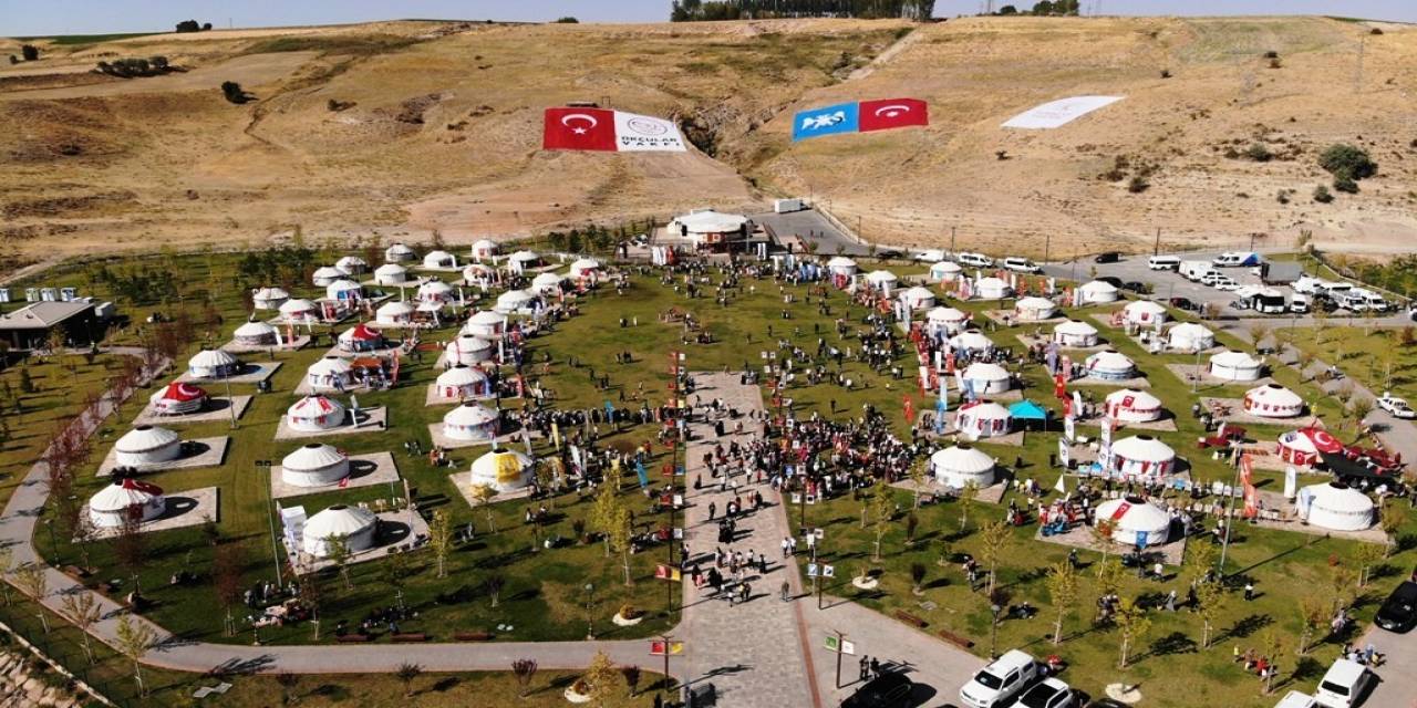 Malazgirt Zaferi’nin 952’nci Yılı Kutlamaları Ahlat’ta Başladı