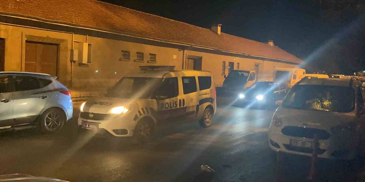 Burdur’da İki Grup Arasında Çıkan Kavgada 1 Çocuk Yaralandı