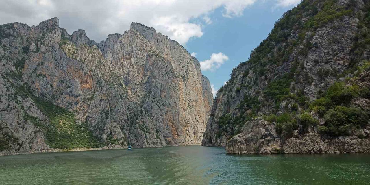 Prof. Dr. Demir: “1 Milyara Yakın Kişi Su Kıtlığı Sebebiyle Yaşadıkları Yeri Terk Etmek Zorunda Kalabilir”