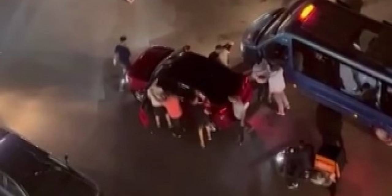 Maltepe’de Yol Kavgası: Kavgayı Ayırmak İsterken Kafasında Şişe Patladı