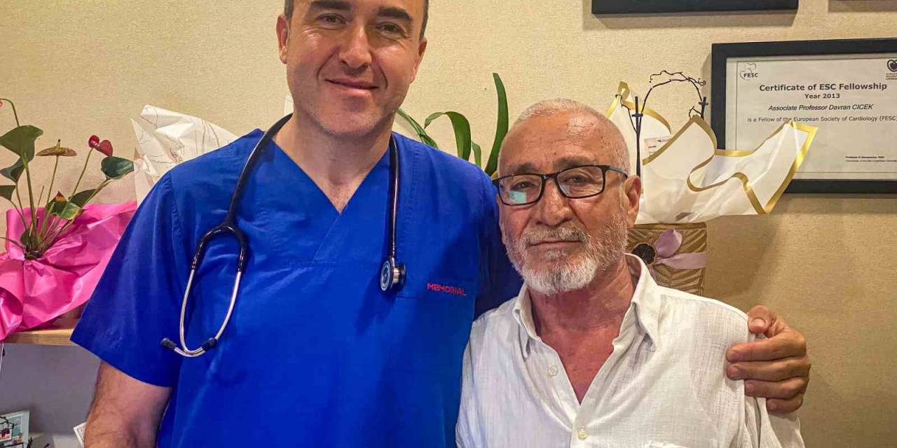 Hasta Eşine Bakmak İçin Ameliyat Olmayı Reddeden Yaşlı Adamdan Fedakarlık Örneği