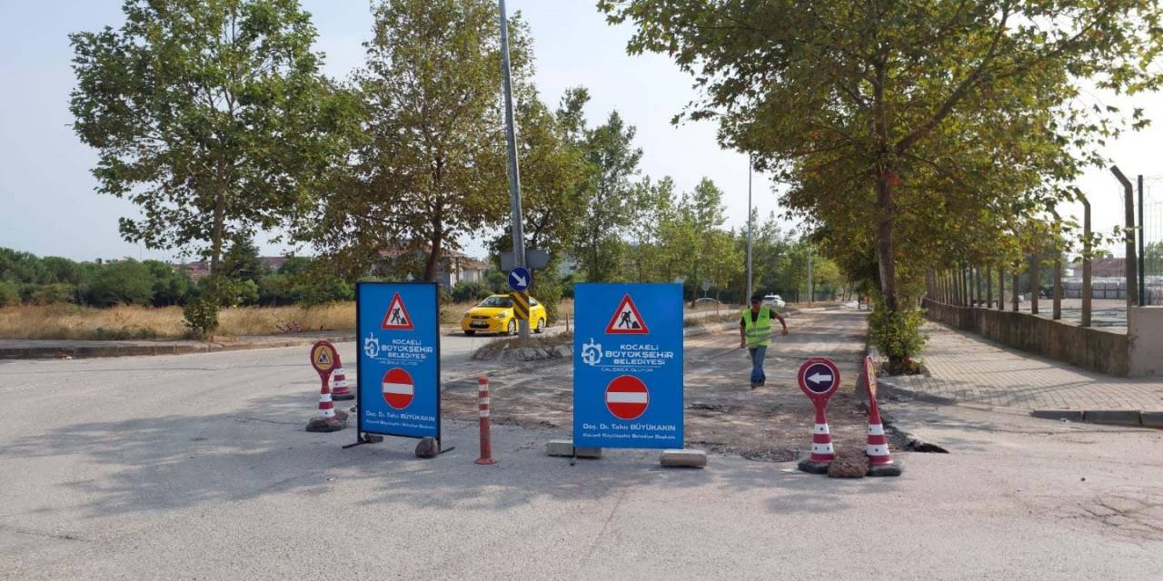 Mehmet Akif Ersoy Caddesi Baştan Sona Yenileniyor