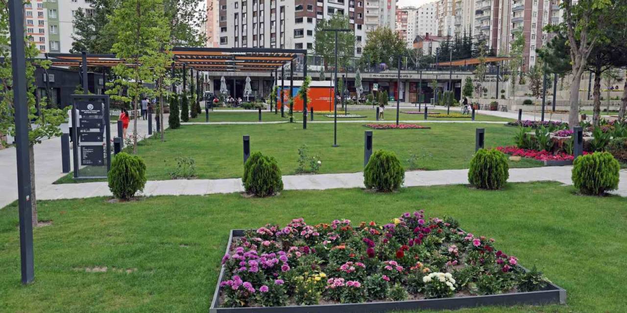 Yeni Meydan Konsepti Mevlana Sakinlerini Memnun Etti