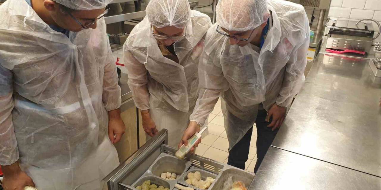 Manisa’daki Toplu Tüketim Yerlerinde Denetimler Artırıldı