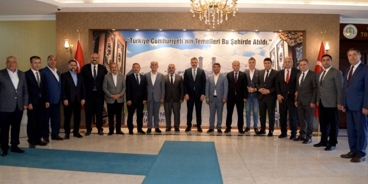 Vali Çiftçi’ye Ziyaretçi Akını