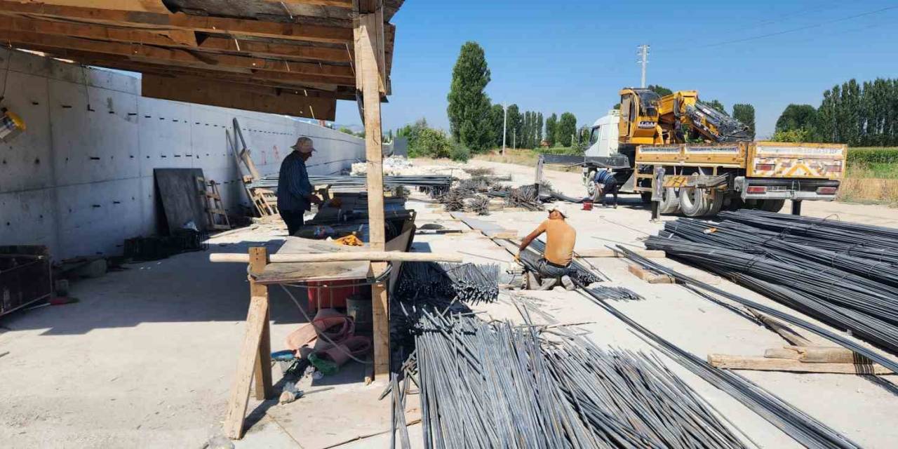 Kanal Kütahya’da Bungalov Evlerin Temelleri Atıldı