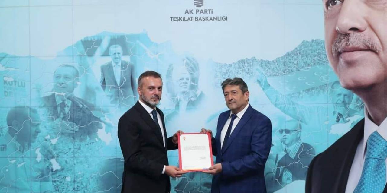 Ak Parti’nin Ulubey Ve Sivaslı İlçe Başkanları Belli Oldu