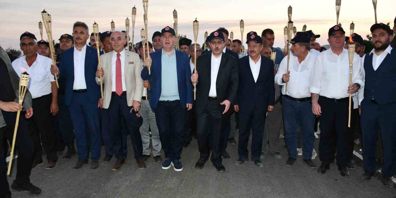 Sakarya Meydan Muharebesi’nin Yıl Dönümünde Mangal Dağı’ndaki Meşaleli Yürüyüş Başladı