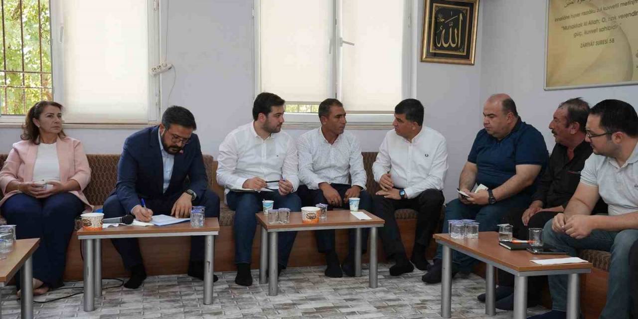 Bozatlı Ve Fadıloğlu, Kırsal Mahallede Vatandaşlarla Bir Araya Geldi