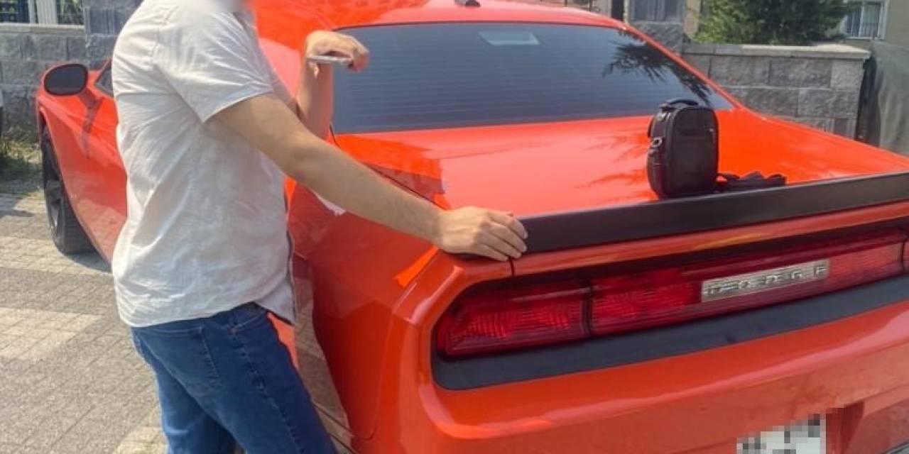 Ümraniye’de Drift Atan Sürücüye 20 Bin 342 Tl Ceza