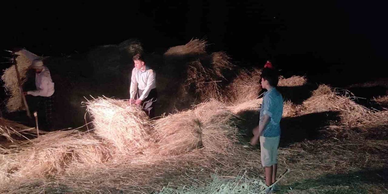 Batman’da Kavurucu Sıcaklar Nedeniyle Çiftçiler Gece Çalışıyor