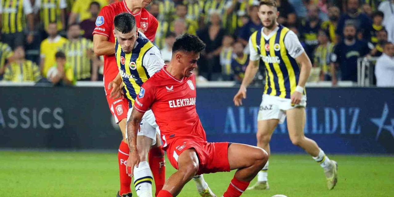 Uefa Avrupa Konferans Ligi: Fenerbahçe: 1 - Twente: 1 (İlk Yarı)