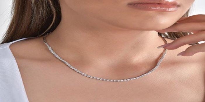 Emel Pırlanta: Zamansız Tasarımların Işıltısını Yakalayın