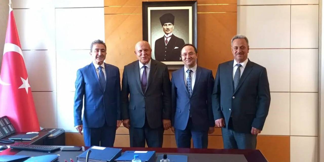 Başkan Pekmezci Mhp Lideri Bahçeli İle Bir Araya Geldi